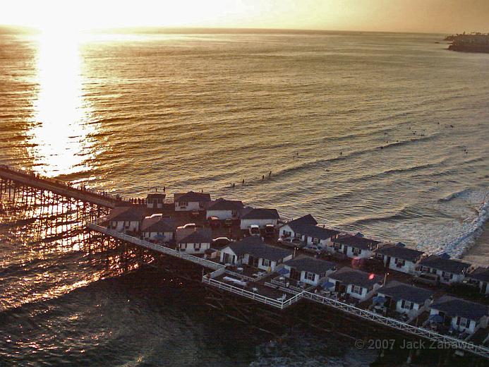 IMG_0066.JPG - Birds eye over the Crystal Pier.