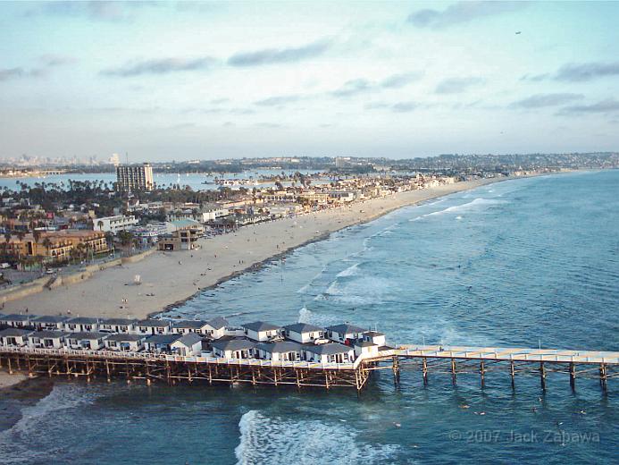 IMG_0024.JPG - Just north of the Historic Crystal Pier, downtown San Diego is on the distant horizon.