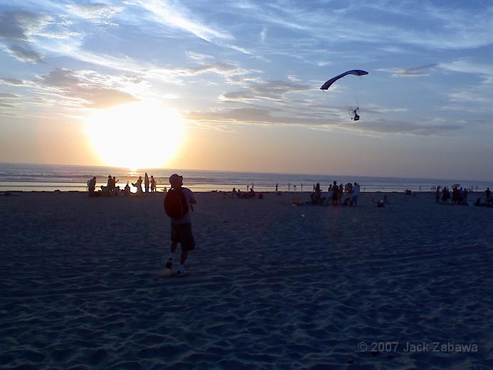 0902071900.jpg - Sunset launch